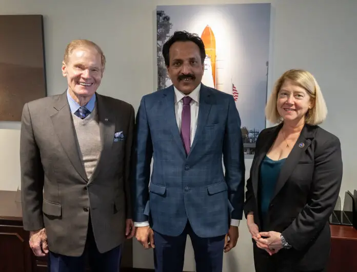 NASA Administrator and Deputy Administrator Meet with ISRO Chairman (NHQ202302010005)